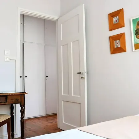 Apartment Traditional House Mataki